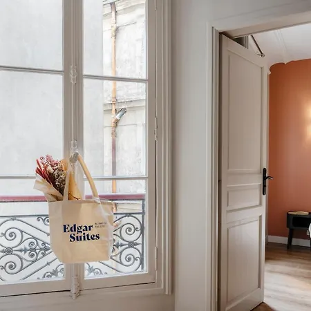 Edgar Grands Boulevards - Boulanger *